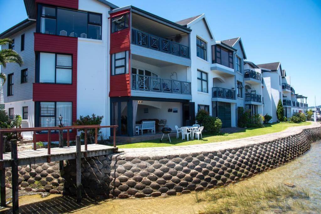 New Listing- 33 Laguna Grove On The Water * Knysna